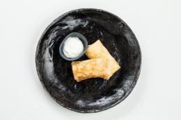 Блинчики с курицей и сметаной